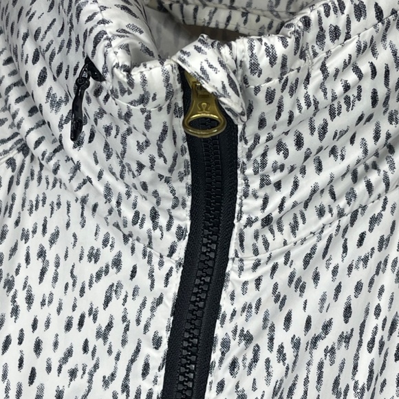 Lululemon Jacket windbraker jacket - Picture 5 of 9